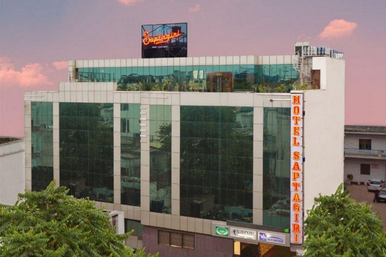 Hotel Saptagiri Νέο Δελχί Εξωτερικό φωτογραφία